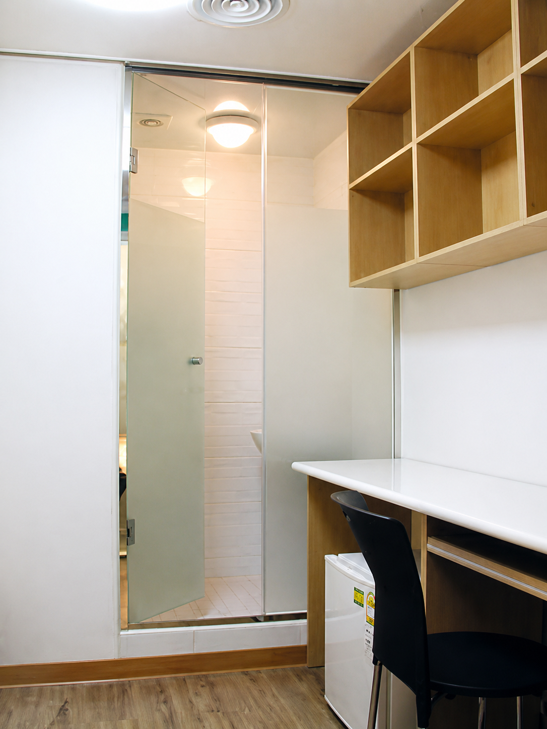 Shower + Corridor Room